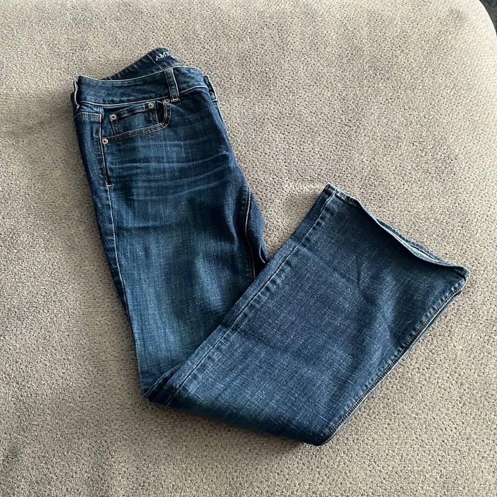 American Eagle Outfitters, size 8, Artist flare jeans